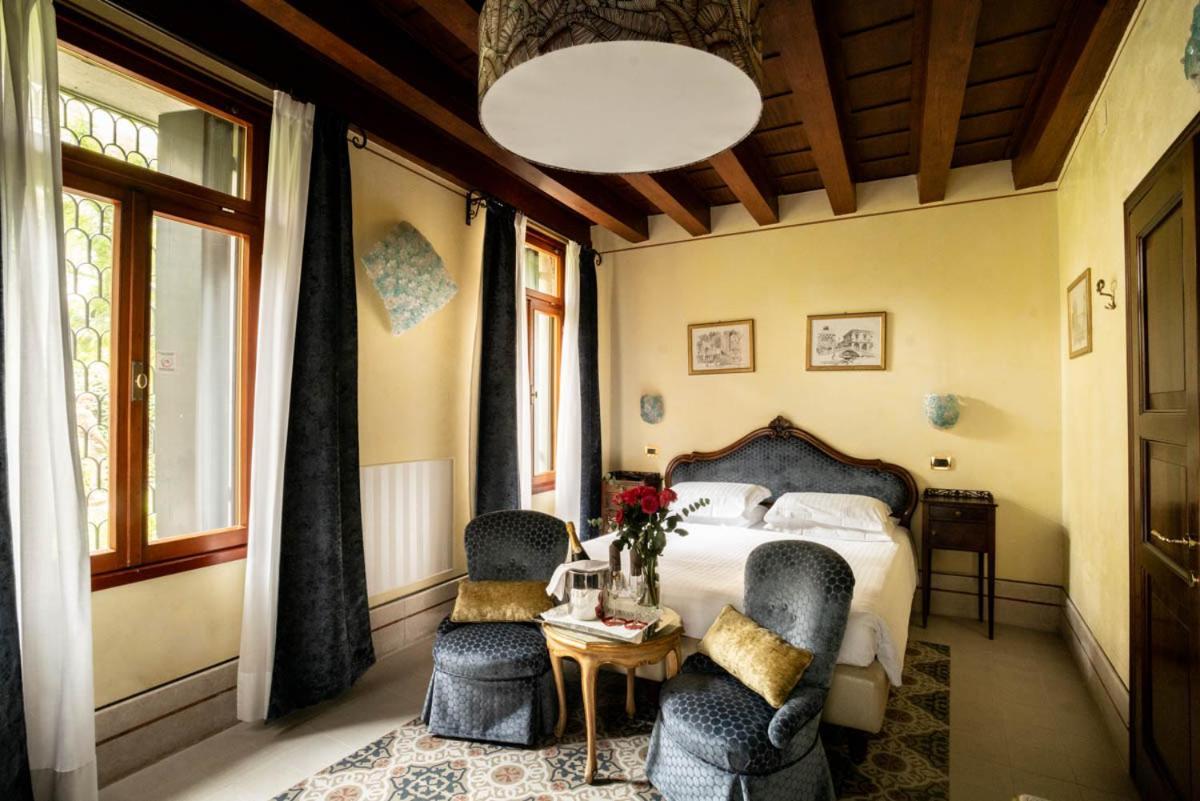 Accademia - Maravege 3* Venezia