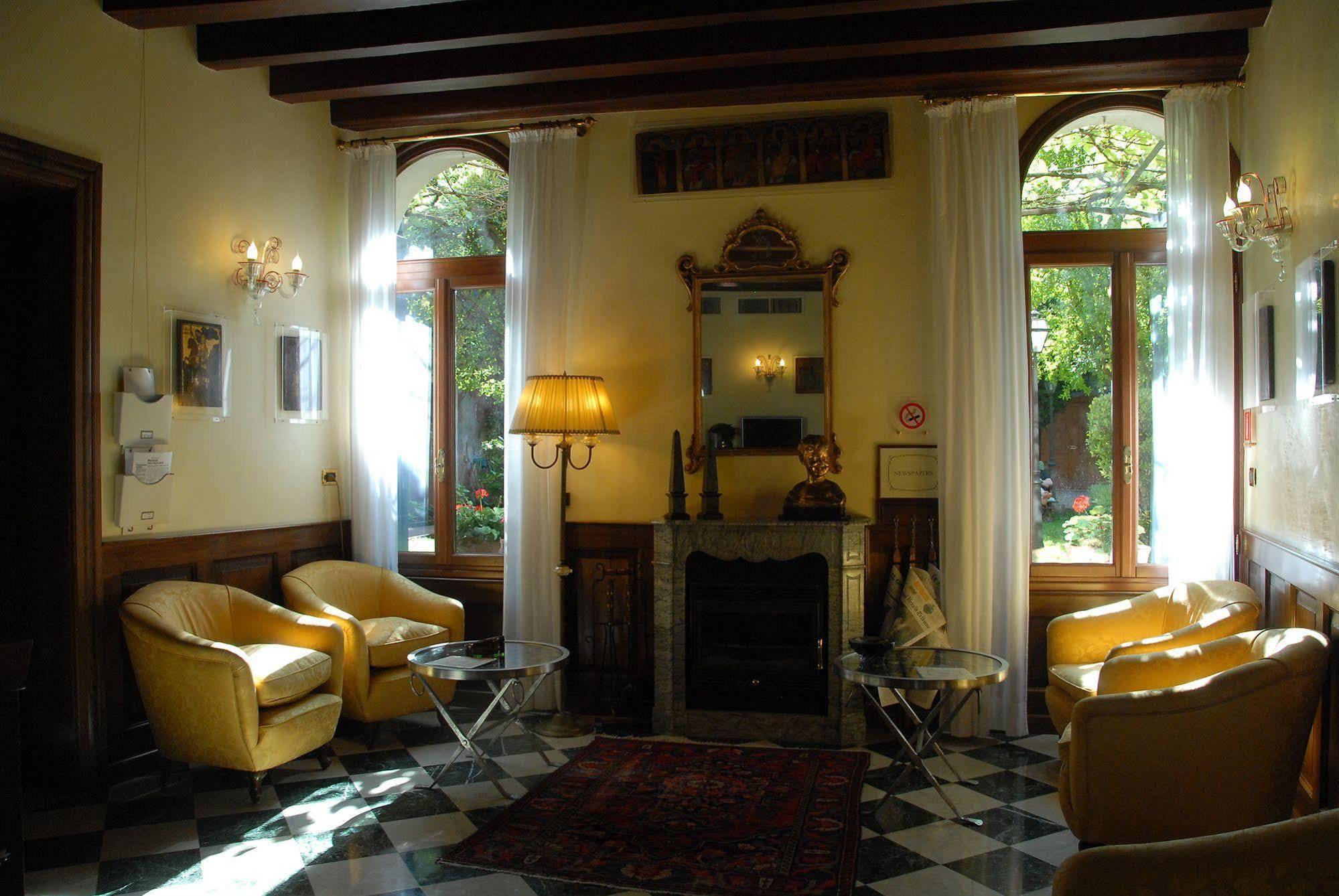 Hotel Accademia - Maravege Venezia